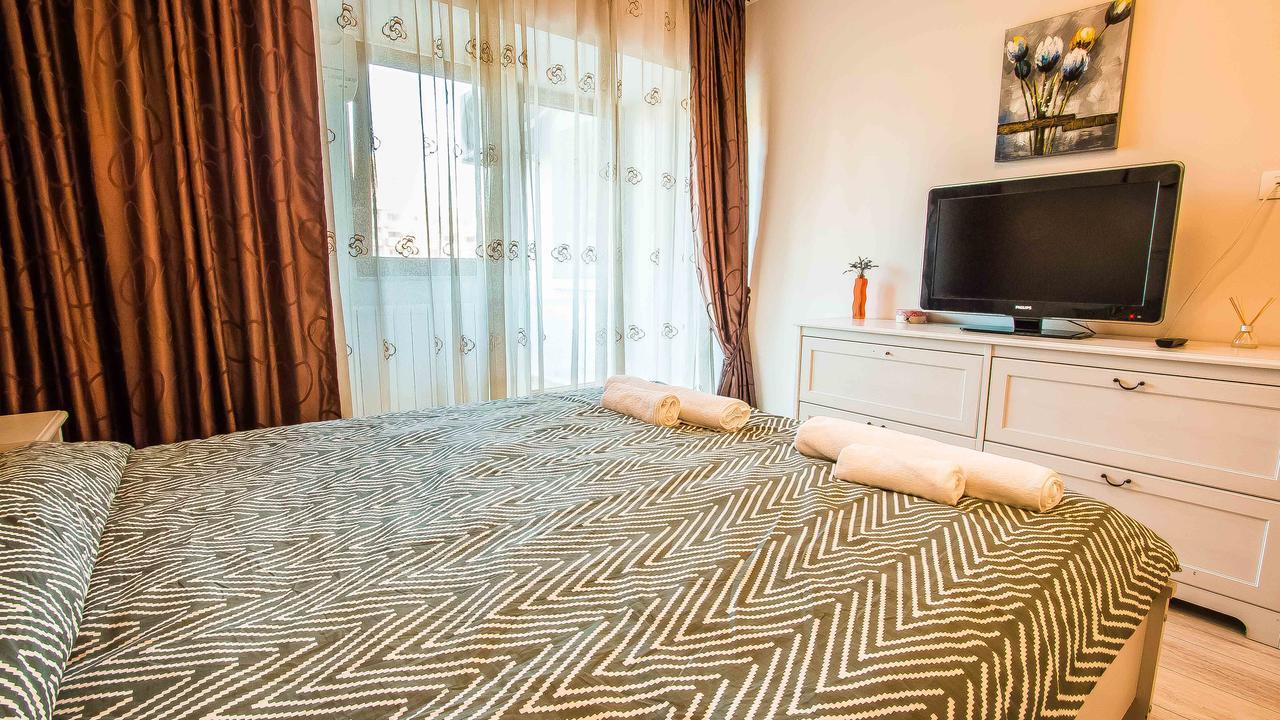 Unirii Boulevard View Apartman Bukarest Kültér fotó